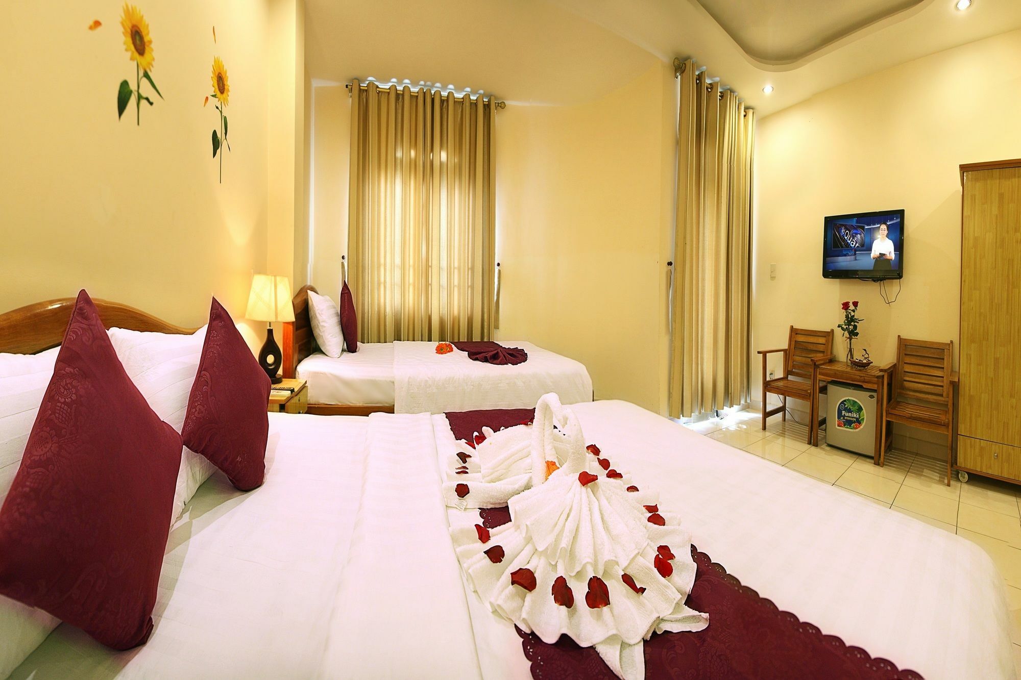 Victori Hotel Danang Exterior photo